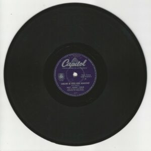 NAT "KING" COLE 78T25 Capitol 3027 Darling Je Vous Aime Beaucoup / The Sand And The Sea